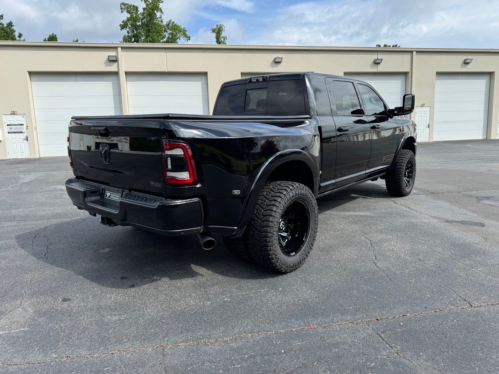 2022 RAM Ram 3500 Limited - Photo 18